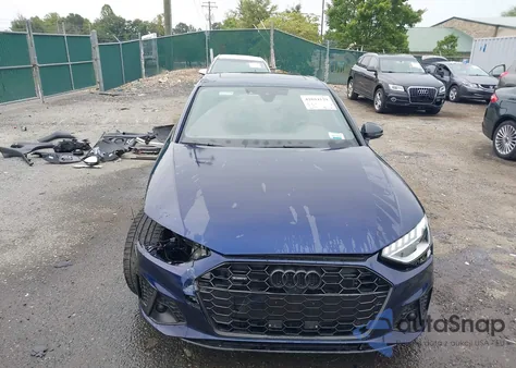 2024 Audi A4 Premium Plus 45 Tfsi S Line Quattro S Tronic z USA, uszkodzony, nr VIN WAUEAAF4XRN010275